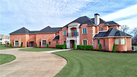 11210 Talamore Blvd, Bentonville, AR 72712