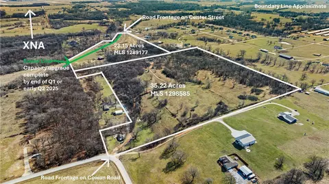 541 Cowan Ave, Gentry, AR 72734
