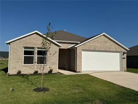 558 Arizona St, Farmington, AR 72730