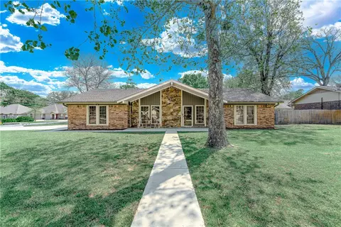 9001 Kiltartan Dr, Fort Smith, AR 72908 photo 3