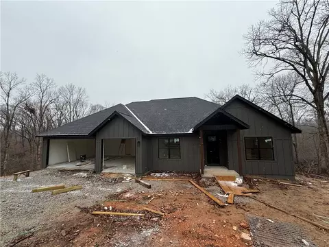 19 Canobie Ln, Bella Vista, AR 72715