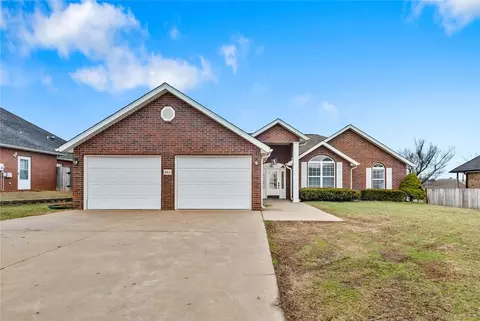 603 Roselawn St, Siloam Springs, AR 72761
