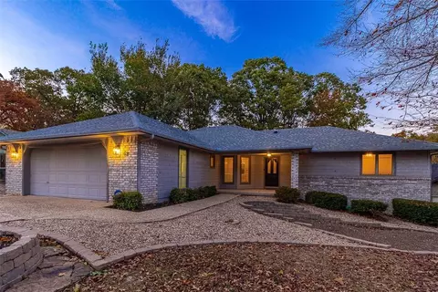 62 Walney Dr, Bella Vista, AR 72715