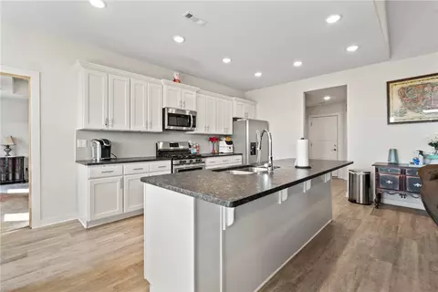 1303 Eagle Ct, Gravette, AR 72736 photo 8