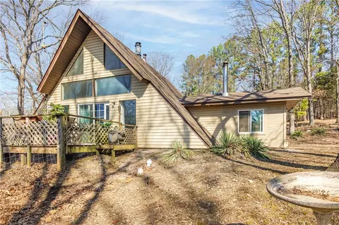 16277 Hughes Mountain Rd, Winslow, AR 72959