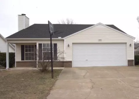 3005 NE 14th St, Bentonville, AR 72712