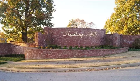 3034 Heritage Hills Dr, Springdale, AR 72762