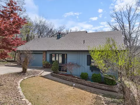 5 Martham Ln, Bella Vista, AR 72715