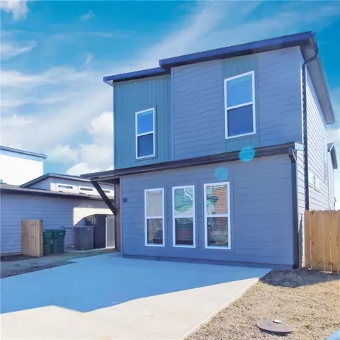 811 Tennesee Ave, Bentonville, AR 72713