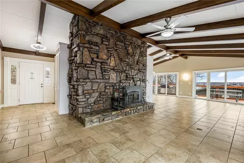 Living - 8116 Pine Ln, Rogers, AR 72756 photo 2 of 6