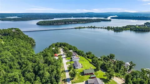 View/Area - 8116 Pine Ln, Rogers, AR 72756 photo 11 of 14
