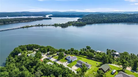 View/Area - 8116 Pine Ln, Rogers, AR 72756 photo 8 of 14
