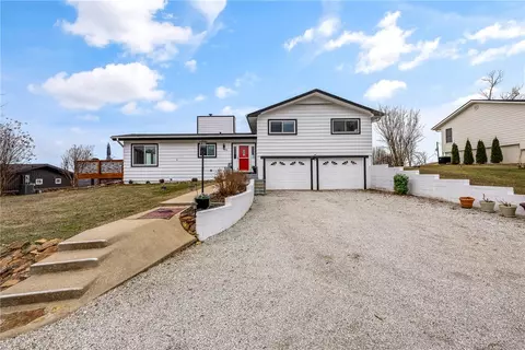 Exterior - 8116 Pine Ln, Rogers, AR 72756 photo 2 of 7