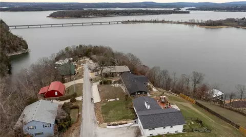 View/Area - 8116 Pine Ln, Rogers, AR 72756 photo 3 of 14