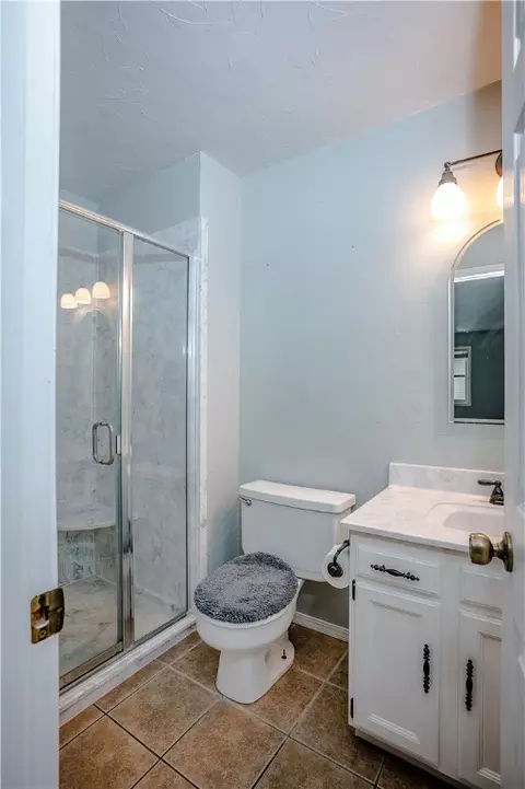 Bath - 103 Cardinal St, Harrison, AR 72601 photo 5 of 6