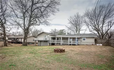 Exterior - 103 Cardinal St, Harrison, AR 72601 photo 7 of 11