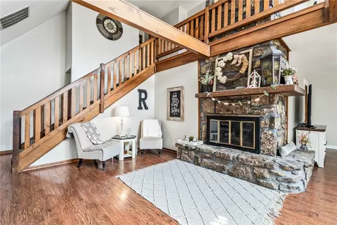 19941 Edgewood Cir, Siloam Springs, AR 72761