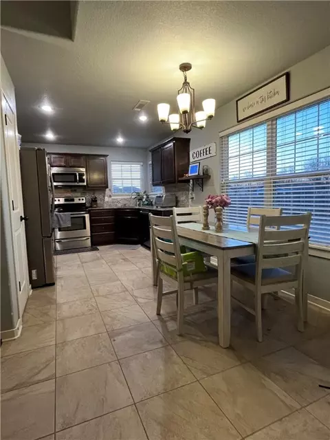 Kitchen - 3901 Kirkbridge Pl, Springdale, AR 72764 photo 5 of 6
