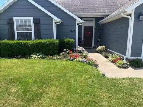 Exterior - 3901 Kirkbridge Pl, Springdale, AR 72764 photo 3 of 6