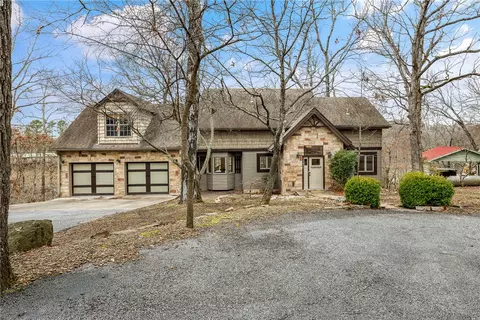 15077 Lakewood Dr, Lowell, AR 72745