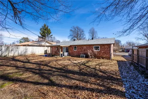 1802 Stone St, Springdale, AR 72762 photo 25