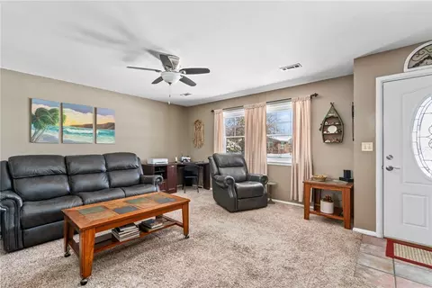 1802 Stone St, Springdale, AR 72762 photo 3