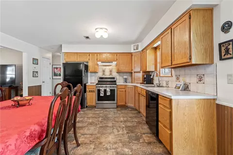1802 Stone St, Springdale, AR 72762 photo 8