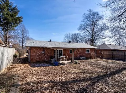1802 Stone St, Springdale, AR 72762 photo 23