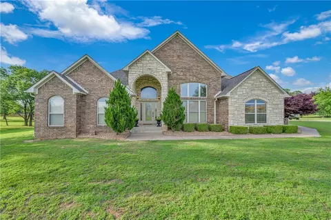 Exterior - 2601 Bugscuffle Rd, Lavaca, AR 72941 photo 1 of 10