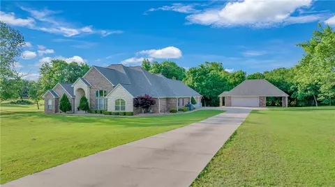 Exterior - 2601 Bugscuffle Rd, Lavaca, AR 72941 photo 4 of 10