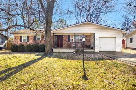 125 Elm St, Fayetteville, AR 72703