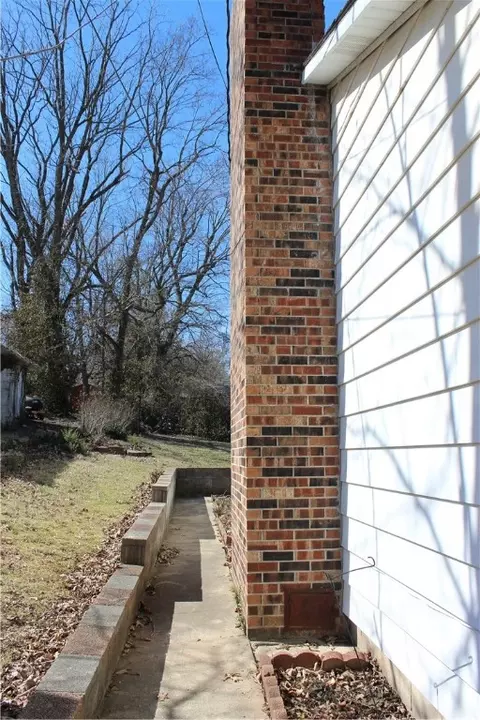 802 N Pine St, Harrison, AR 72601 photo 33