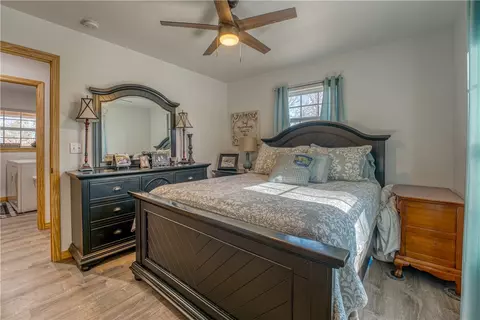 Bedroom - 3484 Nc 3050, Jasper, AR 72641 photo 1 of 5