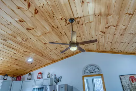 Entry Way - 3484 Nc 3050, Jasper, AR 72641 photo 1 of 1