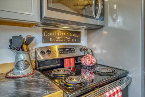 Kitchen - 3484 Nc 3050, Jasper, AR 72641 photo 2 of 6