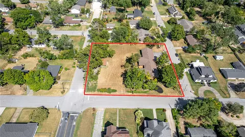 716 Jefferson St, Bentonville, AR 72712