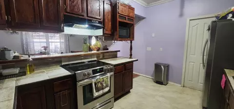 Kitchen - 392 N Main St, Centerton, AR 72719 photo 3 of 4