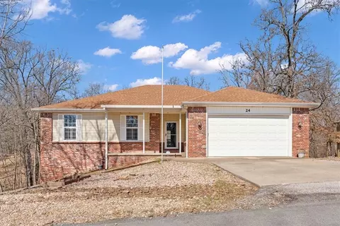 24 Lord Nelson Dr, Bella Vista, AR 72714