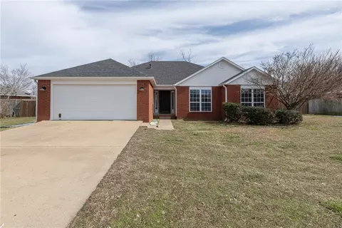 2103 S L St, Rogers, AR 72758
