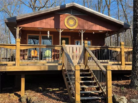 583 Nc 1700, Compton, AR 72624