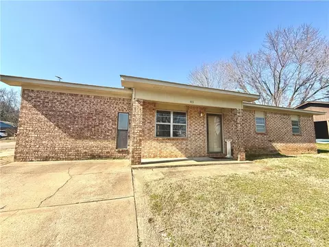 703 S Hancock St, Charleston, AR 72933