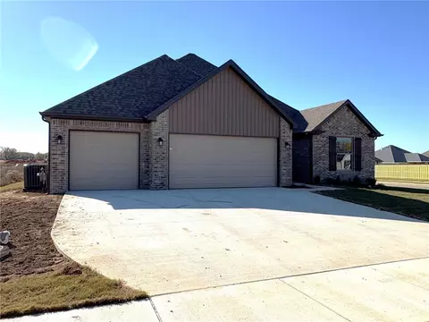 Undisclosed, Lowell, AR 72745