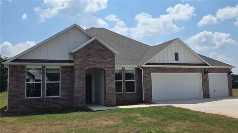 3107 Hattie Ln, Springdale, AR 72745