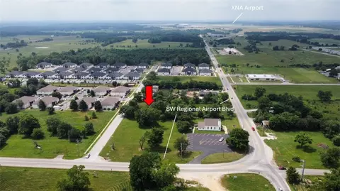 8009 SW Regional Airport Blvd, Bentonville, AR 72713