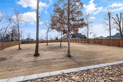 Exterior - 3230 Oak Tree Dr, Centerton, AR 72719 photo 6 of 7