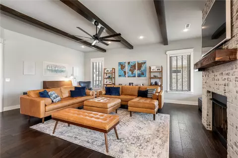 Living - 3230 Oak Tree Dr, Centerton, AR 72719 photo 1 of 2