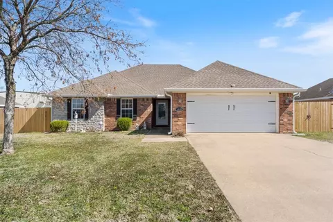 1408 St Claire St, Pea Ridge, AR 72751