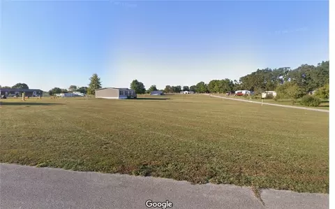 142 Hawkeye Ln, Harrison, AR 72601