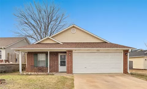 806 SW Krug Rd, Bentonville, AR 72712