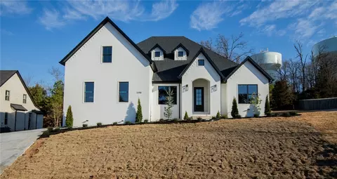 3256 N Del Monico Dr, Fayetteville, AR 72703